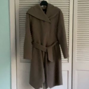Handkerchief hem coat XS